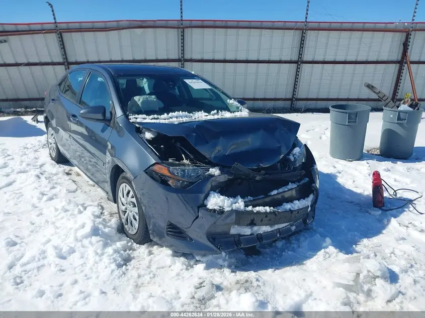 2018 TOYOTA COROLLA LE