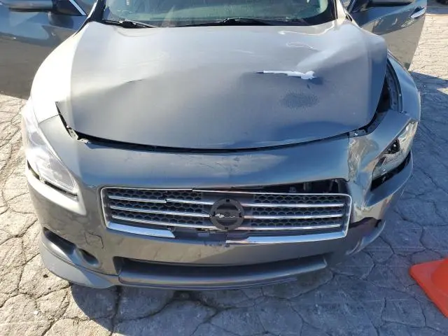 2011 NISSAN MAXIMA S  