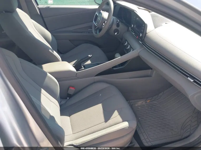 2021 HYUNDAI ELANTRA SE