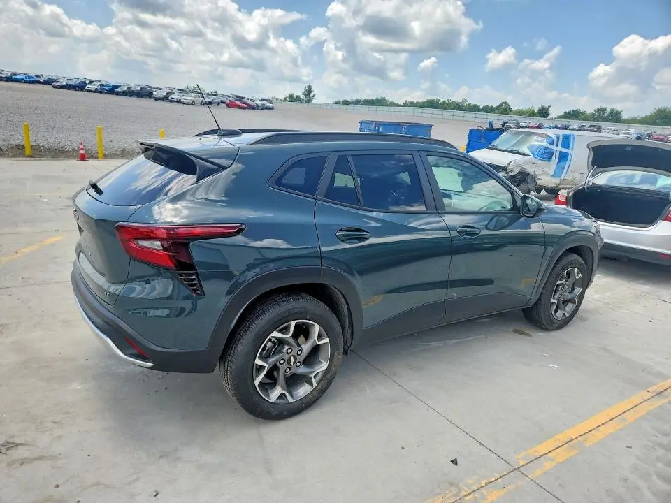 2025 CHEVROLET TRAX 1LT  