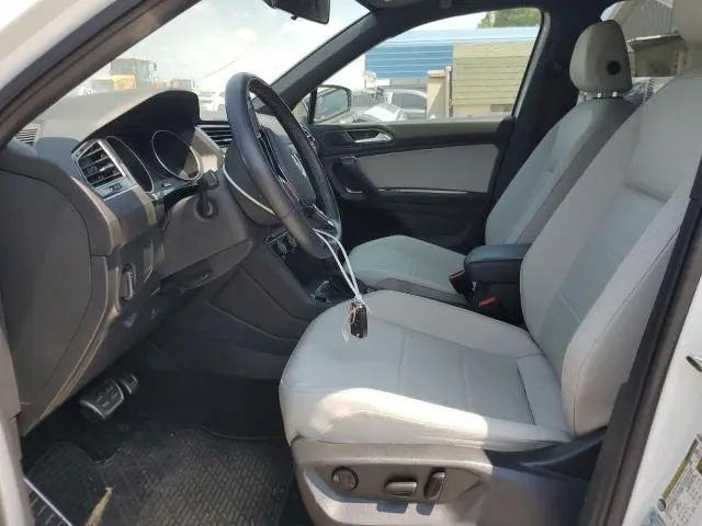 2021 VOLKSWAGEN TIGUAN SE  