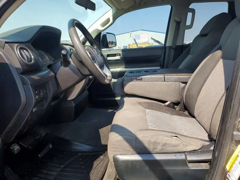2015 TOYOTA TUNDRA SR5  