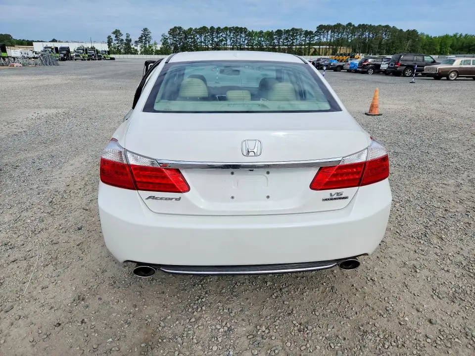 2013 HONDA ACCORD TOURING  