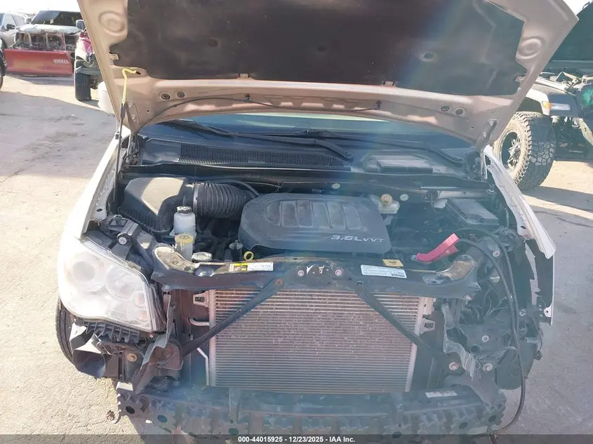 2013 CHRYSLER TOWN & COUNTRY LIMITED