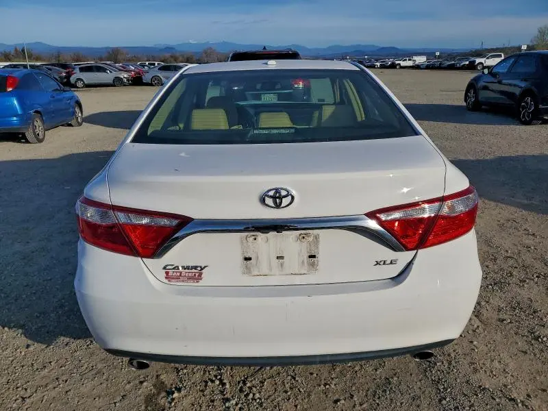 2016 TOYOTA CAMRY XSE  