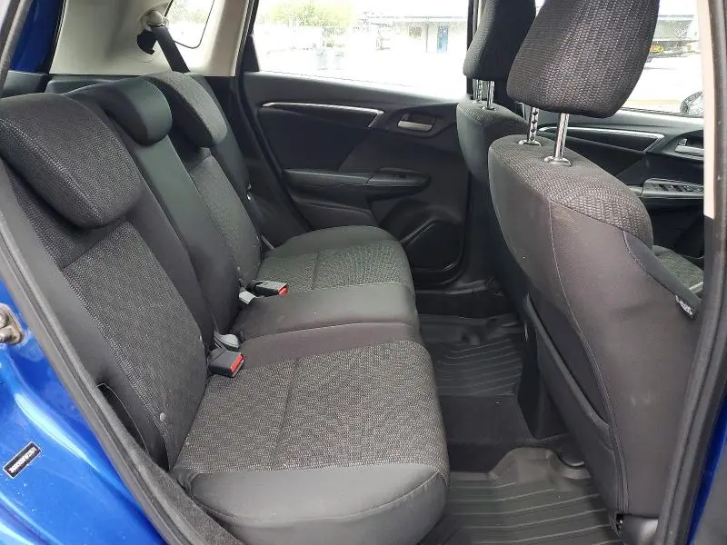 2015 HONDA FIT LX  
