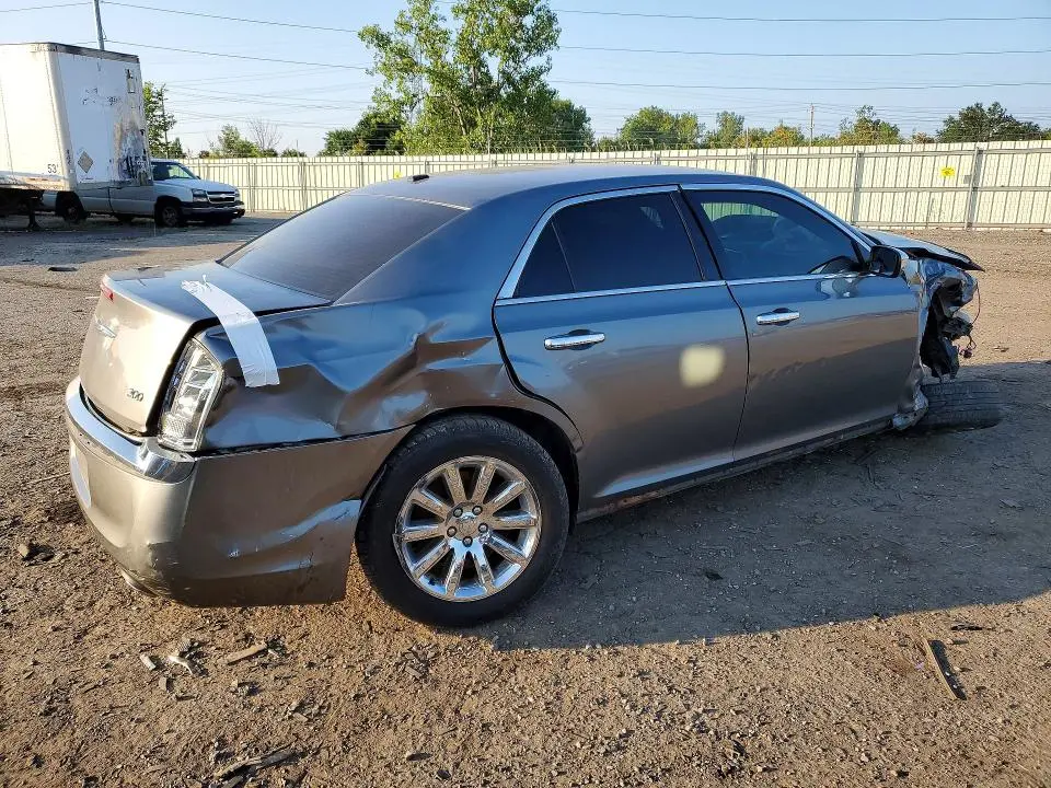 2012 CHRYSLER 300 LIMITED  