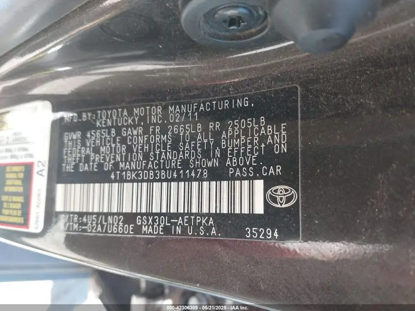 2011 TOYOTA AVALON LIMITED