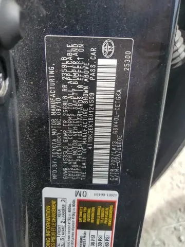 2011 TOYOTA CAMRY SE  