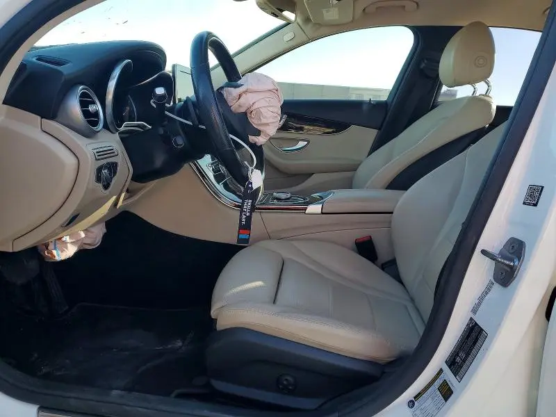 2017 MERCEDES-BENZ C 300  
