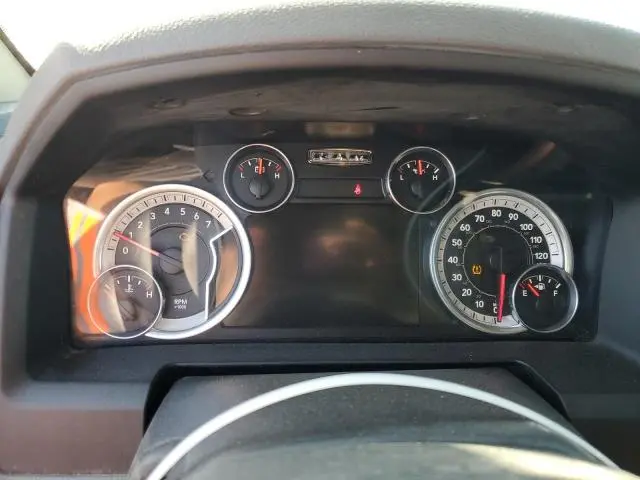 2015 RAM 1500 SLT  