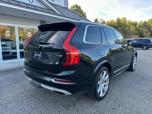 2016 VOLVO XC90 T6