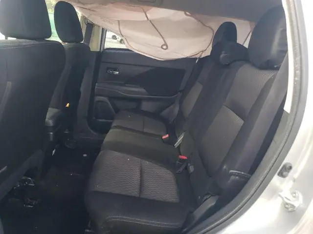 2015 MITSUBISHI OUTLANDER ES  