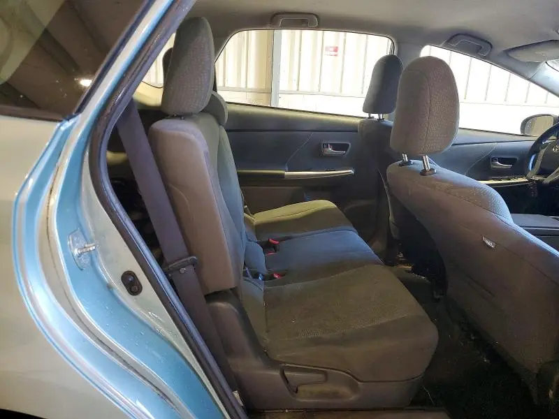 2014 TOYOTA PRIUS   