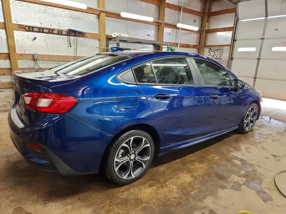 2019 CHEVROLET CRUZE LT  
