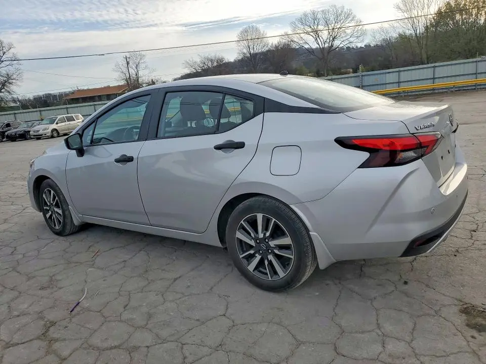 2024 NISSAN VERSA S  
