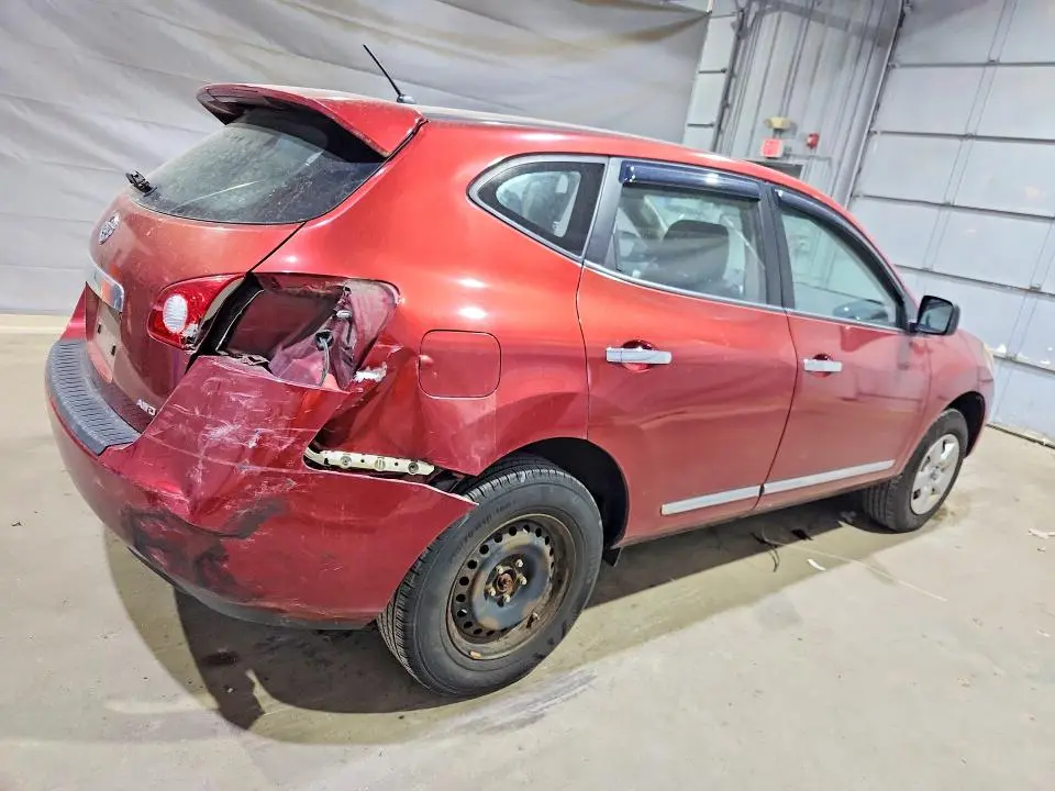 2013 NISSAN ROGUE S  