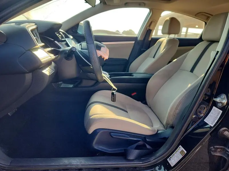 2017 HONDA CIVIC EX  