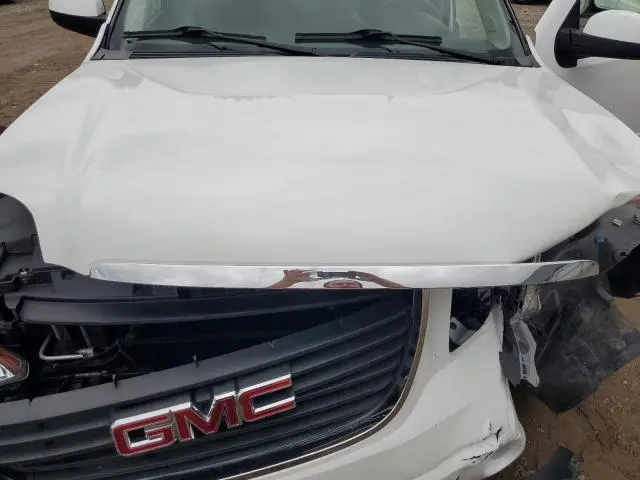 2011 GMC YUKON SLE  