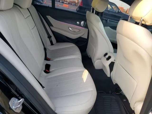 2017 MERCEDES-BENZ E 300 4MATIC  