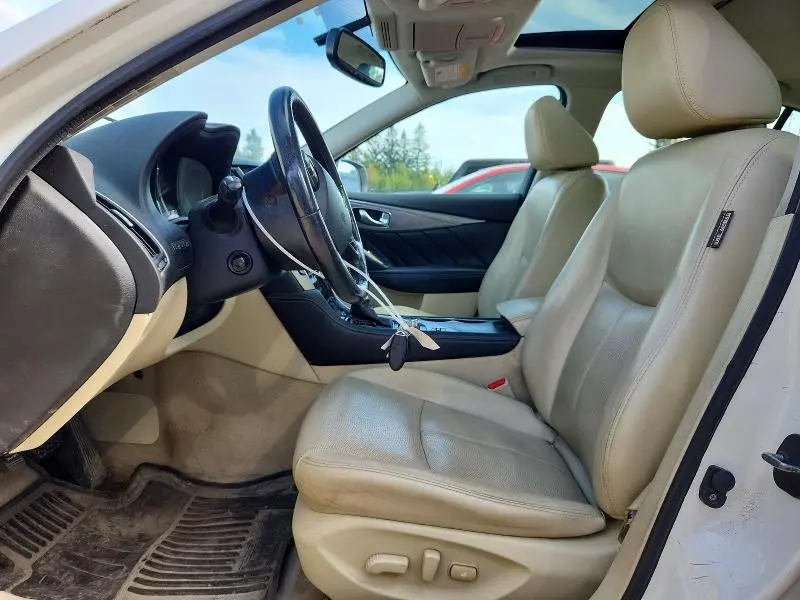 2016 INFINITI Q50 BASE  