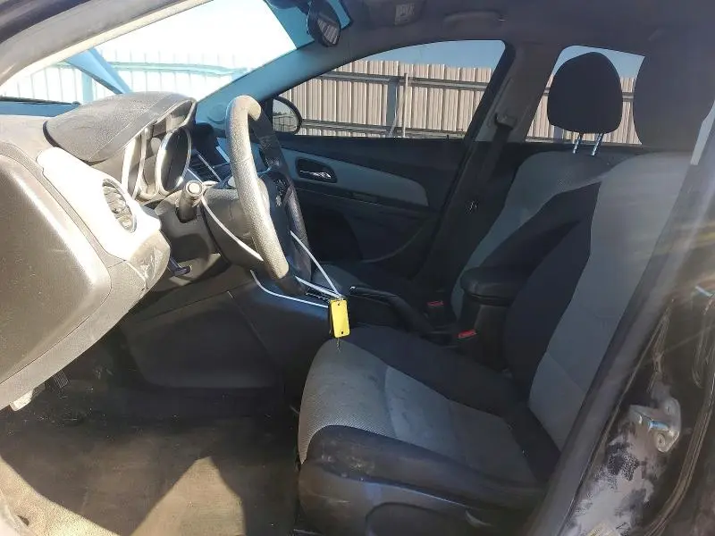 2015 CHEVROLET CRUZE LS  