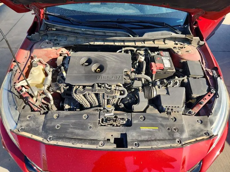 2019 NISSAN ALTIMA SR  