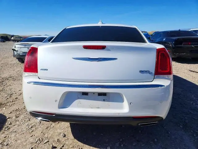 2016 CHRYSLER 300C   