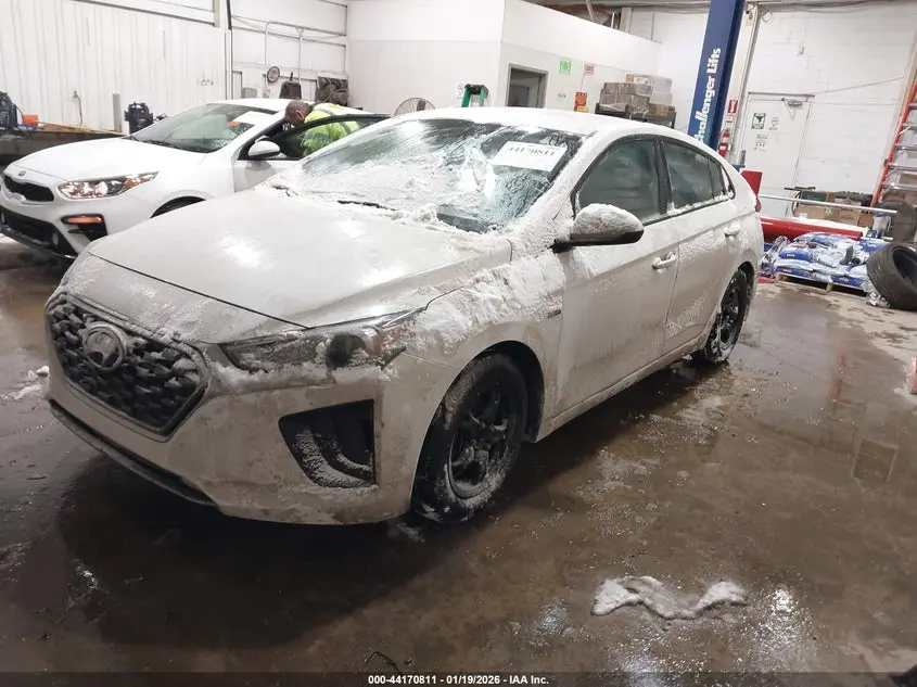 2020 HYUNDAI IONIQ HYBRID BLUE