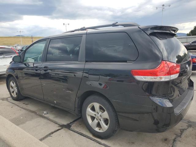 2012 TOYOTA SIENNA LE