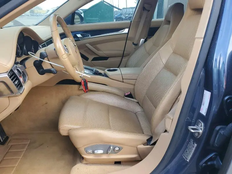 2014 PORSCHE PANAMERA 2  