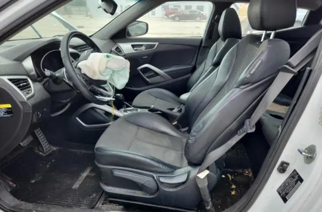 2015 HYUNDAI VELOSTER   
