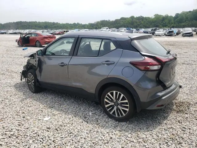 2024 NISSAN KICKS SV  