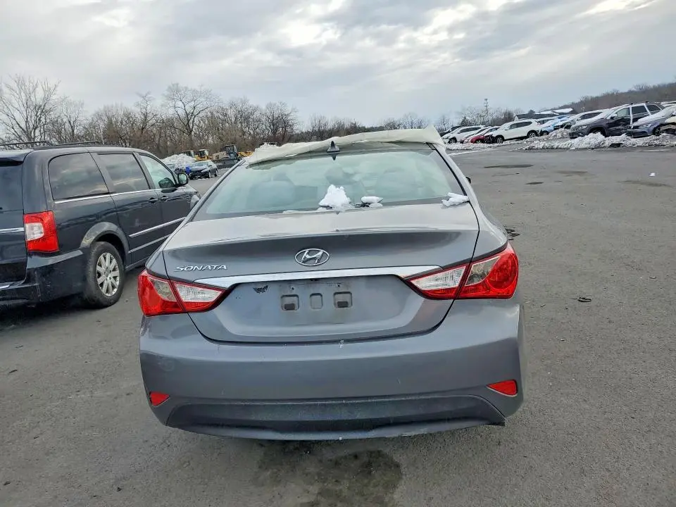 2014 HYUNDAI SONATA GLS  