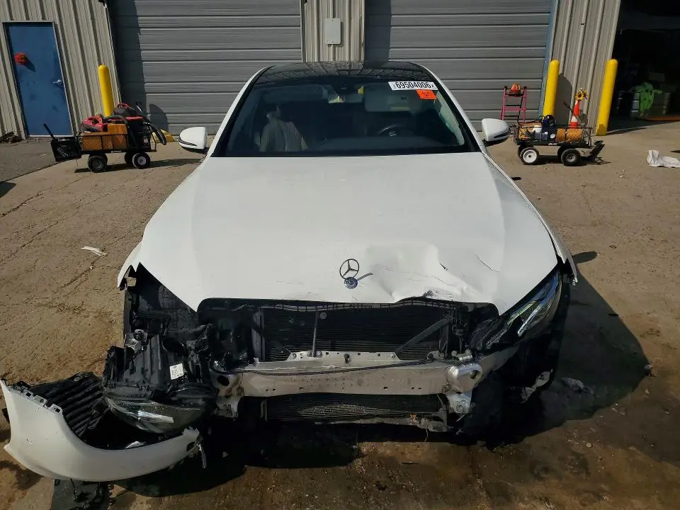 2017 MERCEDES-BENZ E 300 4MATIC  
