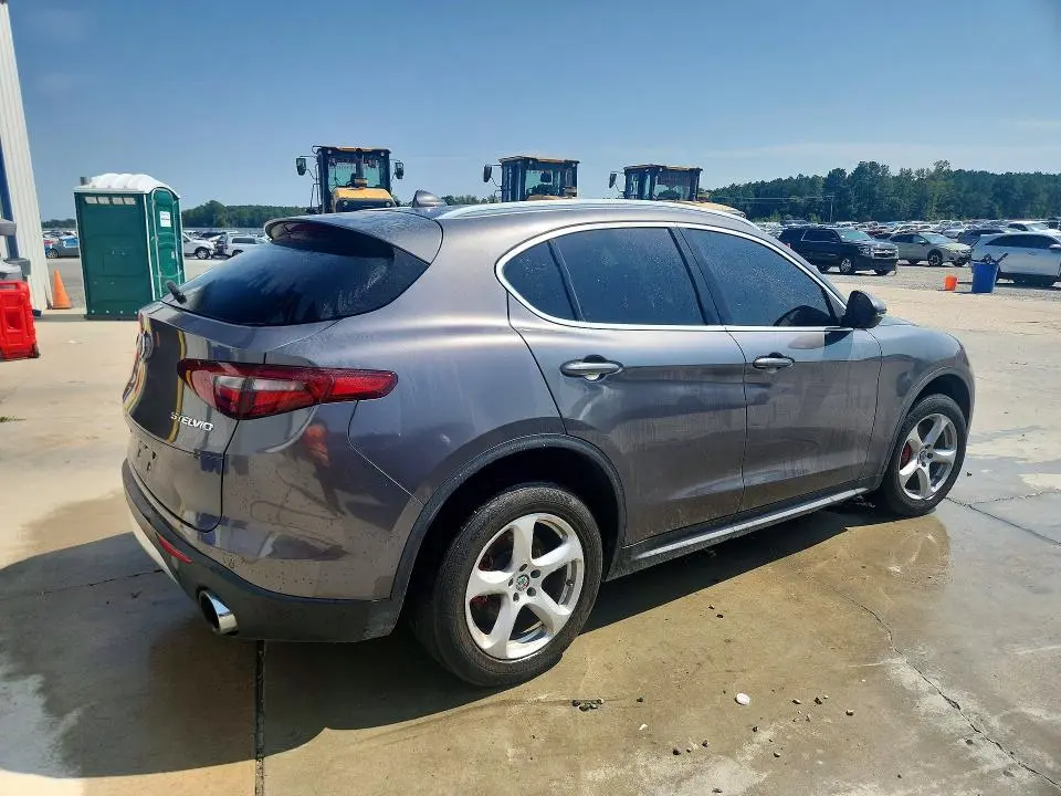 2018 ALFA ROMEO STELVIO   