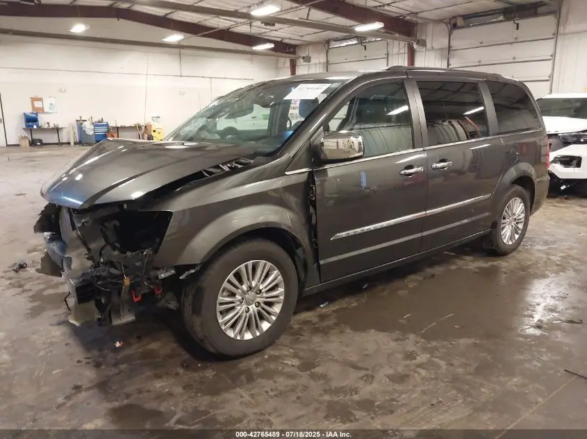 2016 CHRYSLER TOWN & COUNTRY TOURING-L