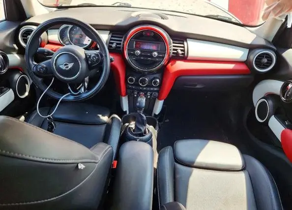 2015 MINI COOPER S  