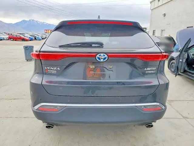 2022 TOYOTA VENZA LIMITED  