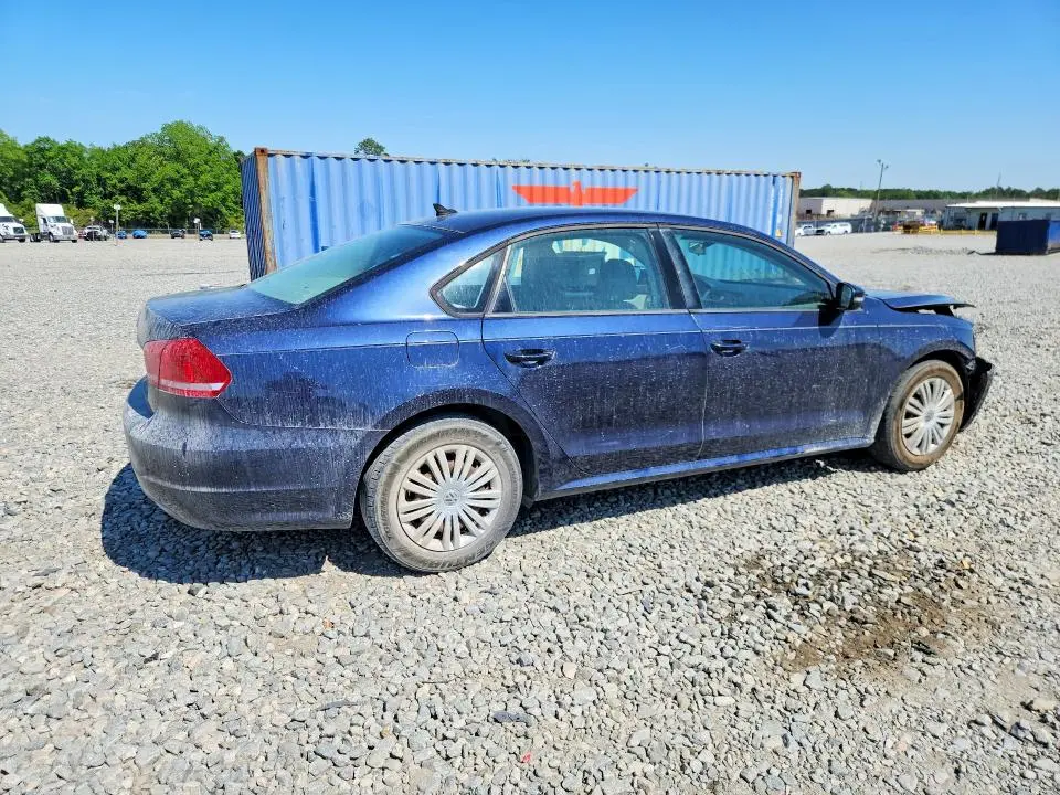 2014 VOLKSWAGEN PASSAT S  
