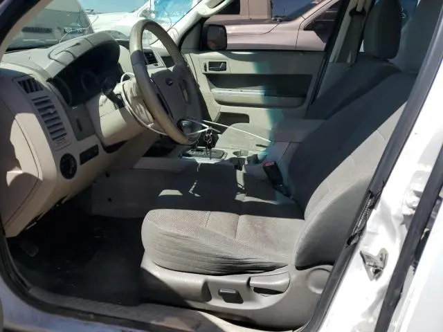 2010 FORD ESCAPE XLT  