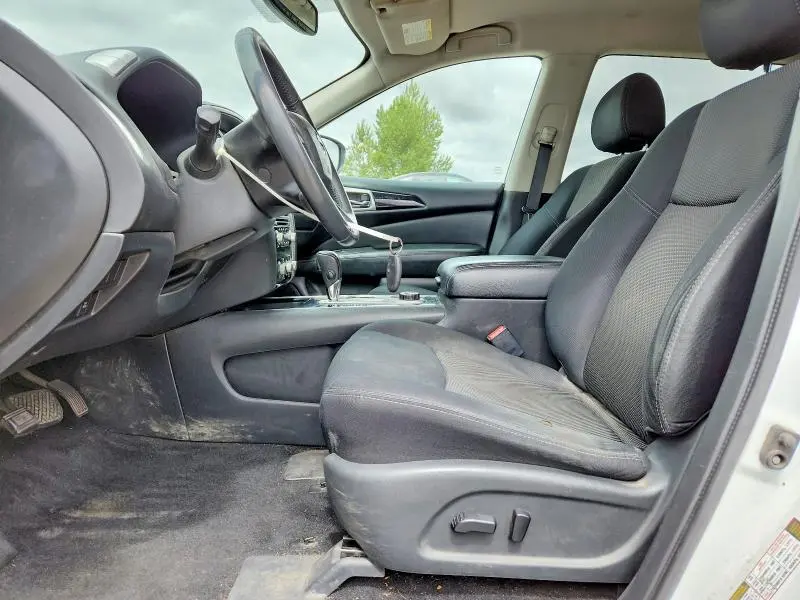 2018 NISSAN PATHFINDER SV  