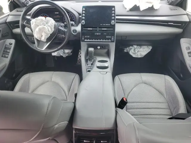 2019 TOYOTA AVALON XLE  