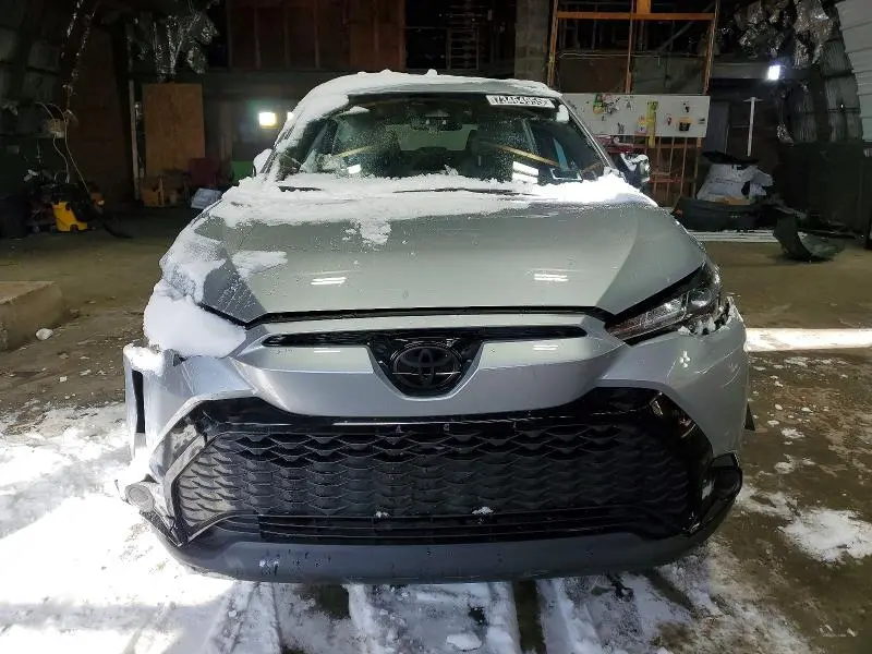 2024 TOYOTA COROLLA CROSS SE  