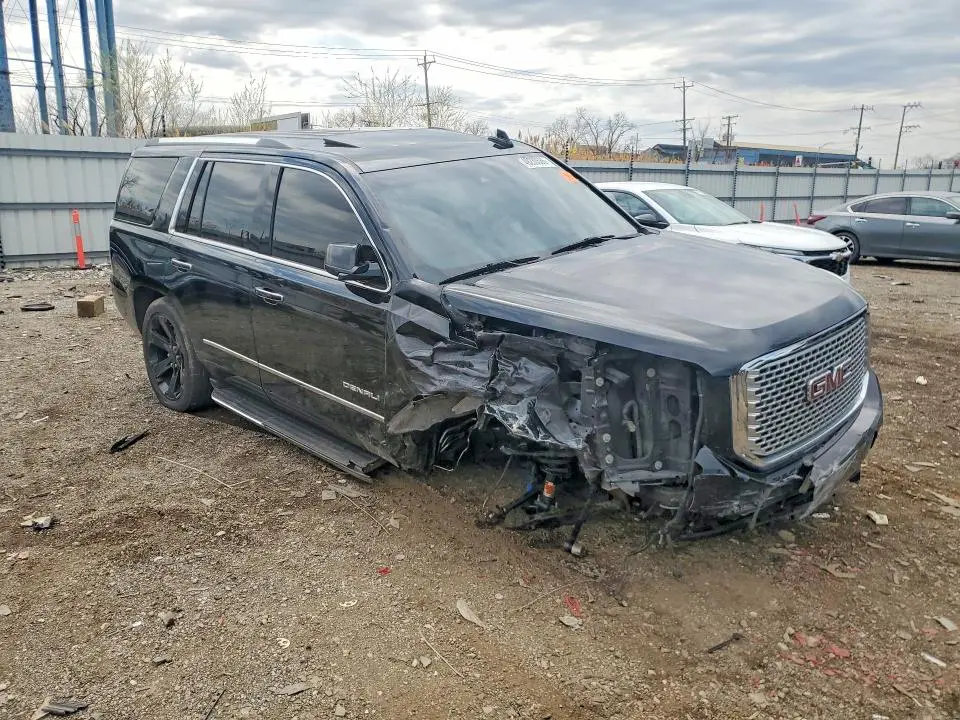 2017 GMC YUKON DENALI  