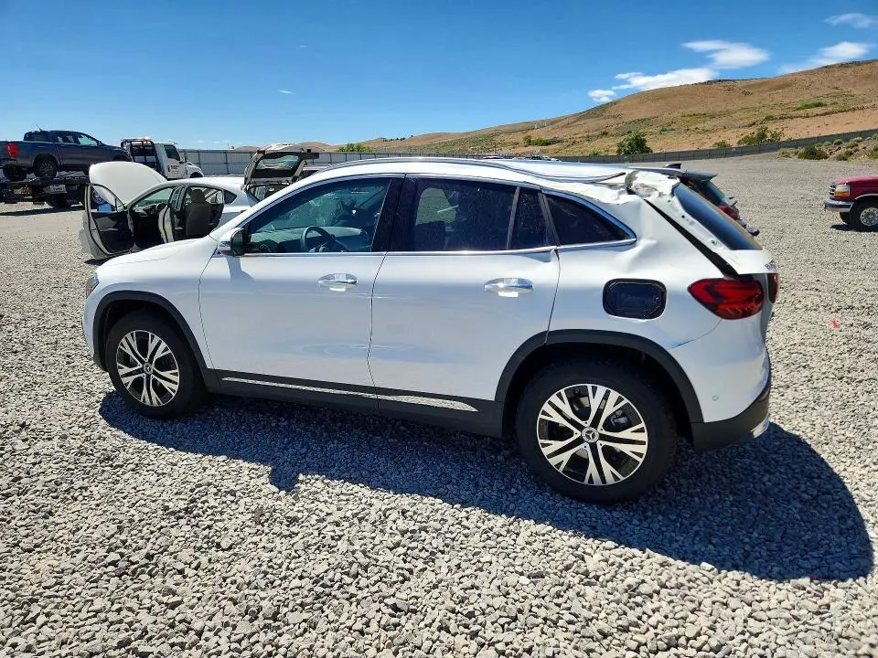 2025 MERCEDES-BENZ GLA 250 4MATIC  