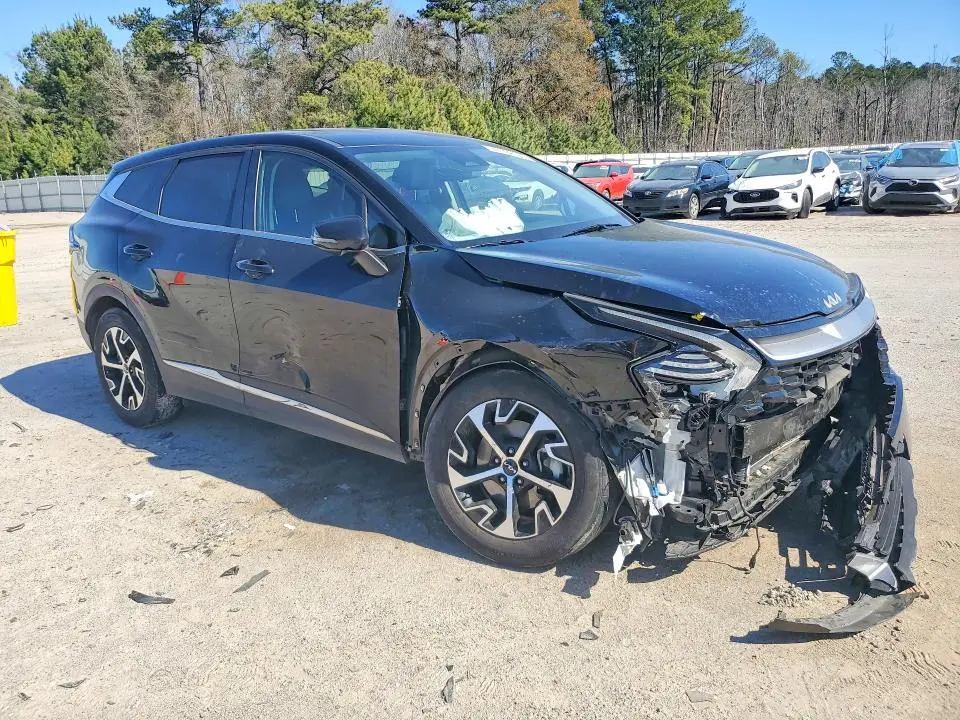 2024 KIA SPORTAGE EX  