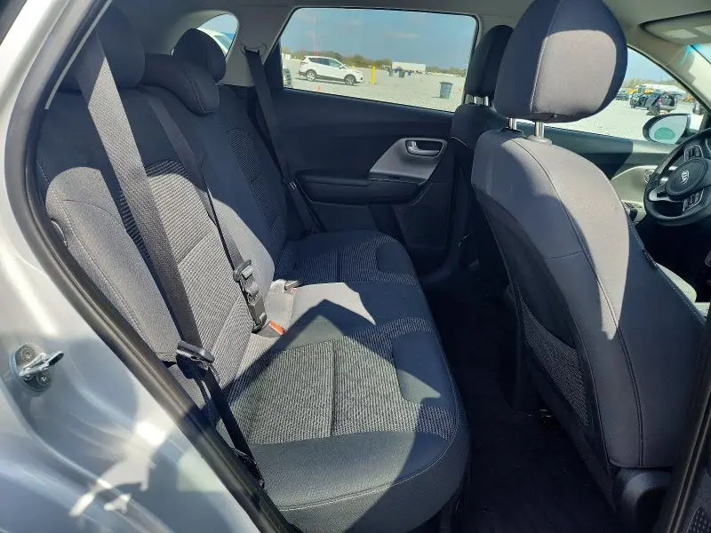 2021 KIA NIRO LX  