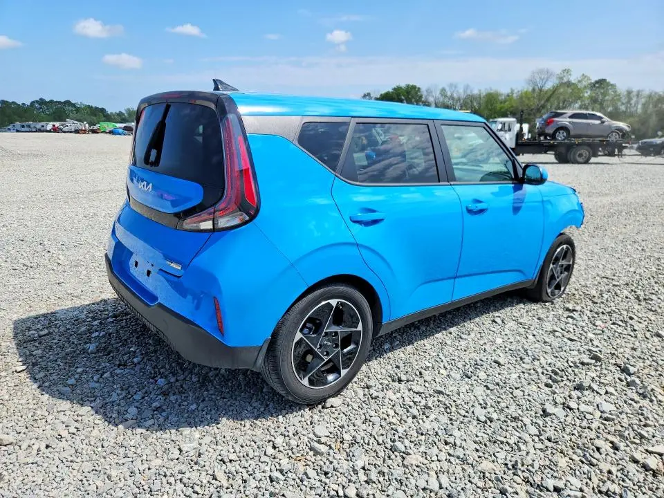 2025 KIA SOUL EX  