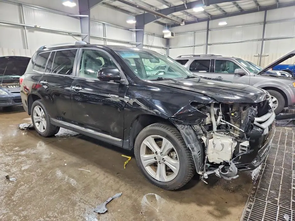 2013 TOYOTA HIGHLANDER LIMITED  